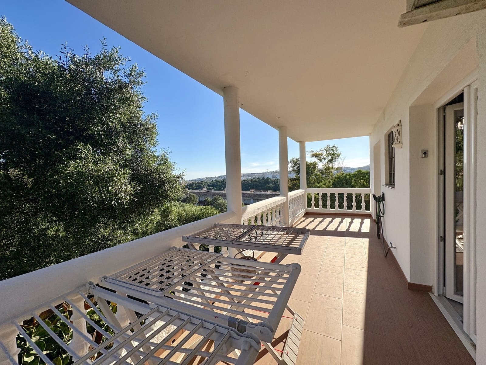 5 soveværelse Villa til salg i La Cala de Mijas med swimmingpool - € 900.000 (Ref: 9780669)