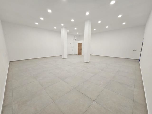 Local Commercial à vendre à Mijas Costa, Mijas avec garage - 290 000 € (Ref: 9788473)