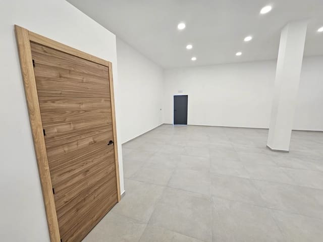 Local Commercial à vendre à Mijas Costa, Mijas avec garage - 290 000 € (Ref: 9788473)