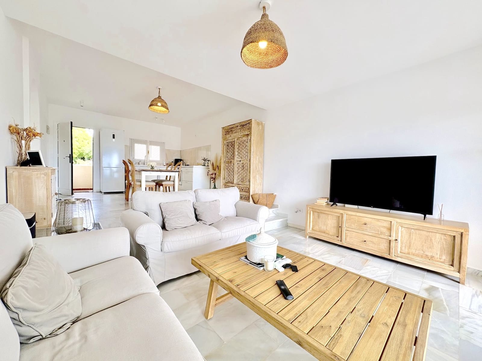 2 soveværelse Lejlighed til salg i Marbella med swimmingpool garage - € 410.000 (Ref: 9794732)