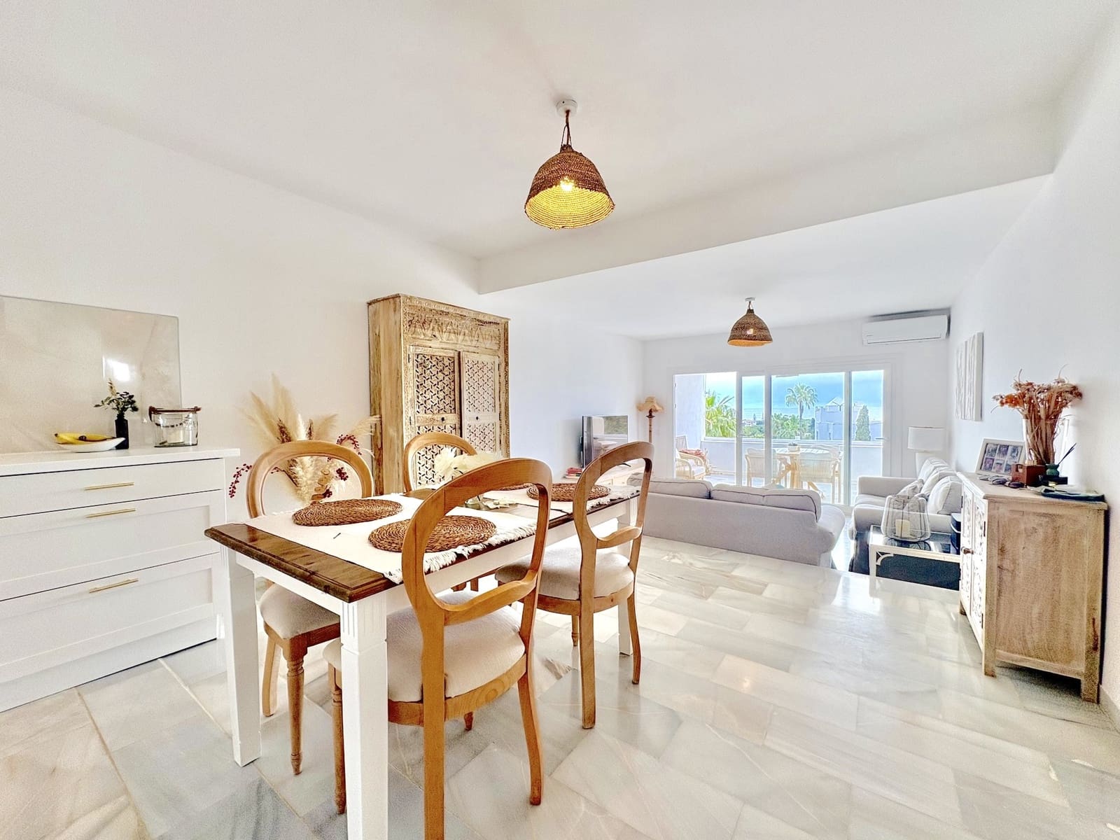 2 soveværelse Lejlighed til salg i Marbella med swimmingpool garage - € 410.000 (Ref: 9794732)
