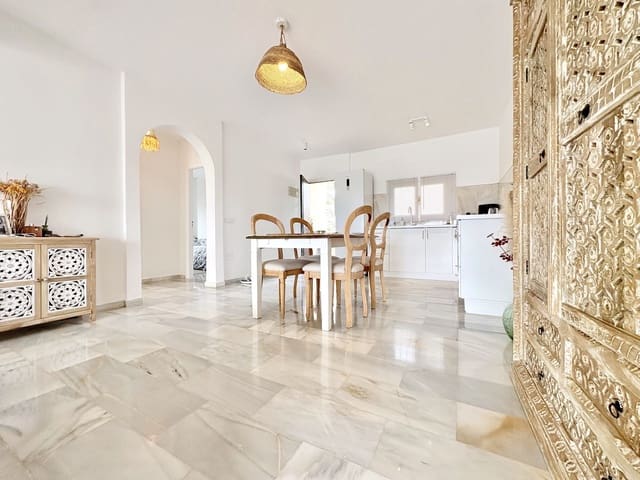 2 soveværelse Lejlighed til salg i Marbella med swimmingpool garage - € 410.000 (Ref: 9794732)
