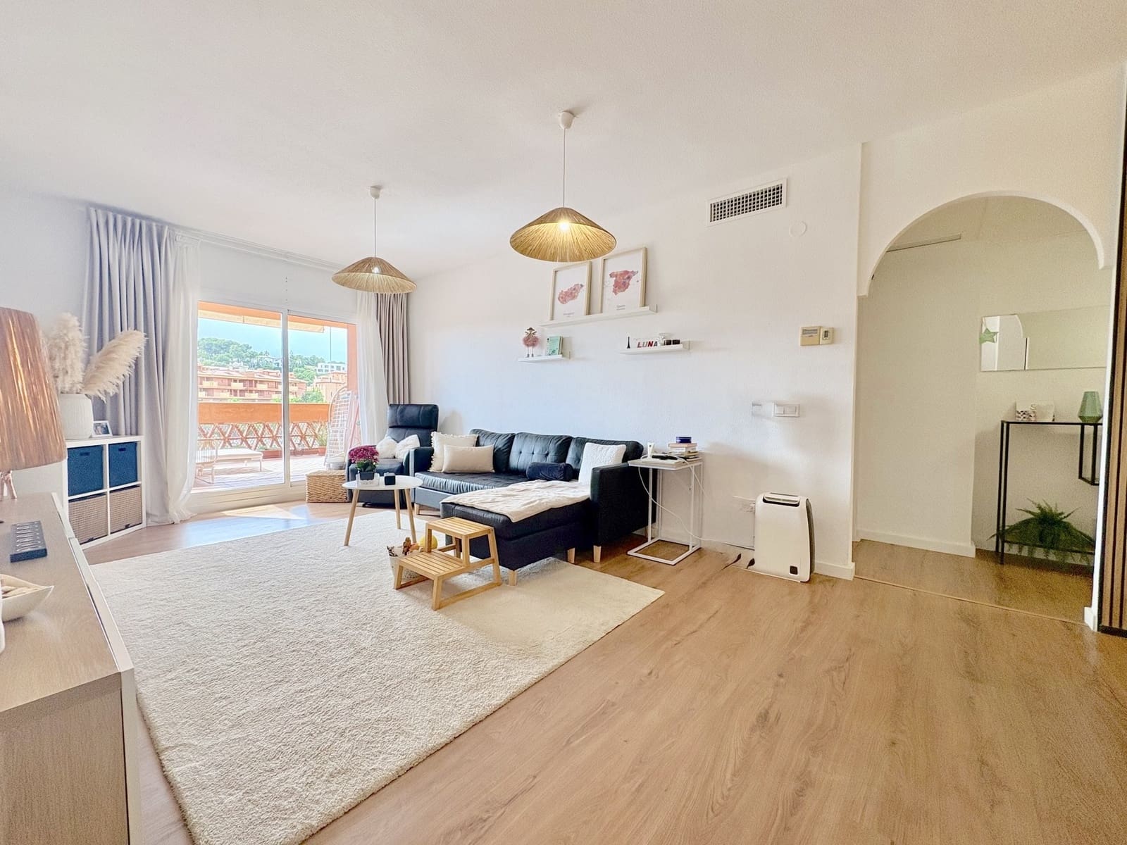 2 soveværelse Lejlighed til salg i Marbella med swimmingpool garage - € 359.000 (Ref: 9794734)