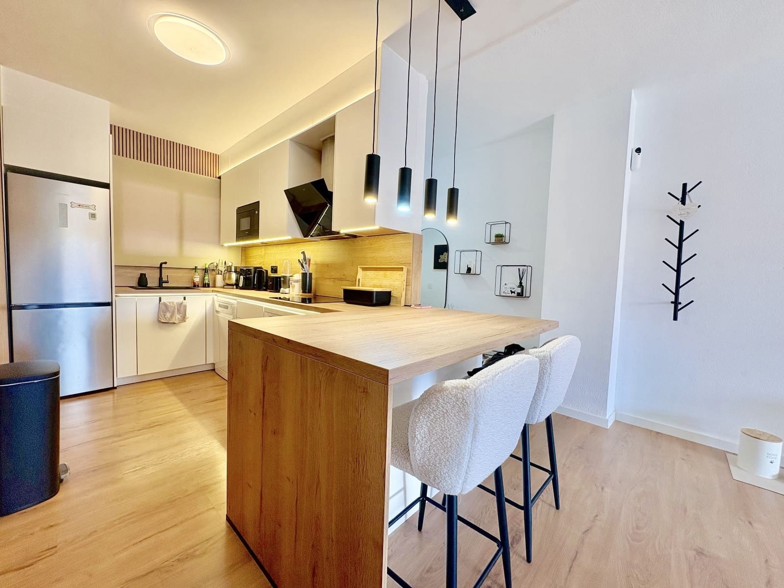 2 soveværelse Lejlighed til salg i Marbella med swimmingpool garage - € 359.000 (Ref: 9794734)
