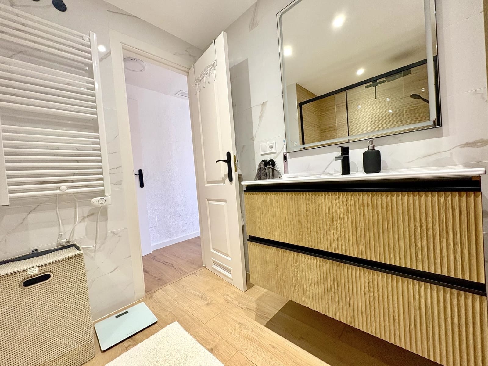 2 soveværelse Lejlighed til salg i Marbella med swimmingpool garage - € 359.000 (Ref: 9794734)