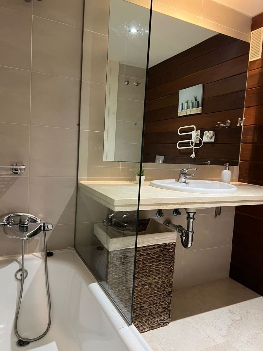 3 soverom Leilighet til salgs i Manilva med svømmebasseng garasje - € 383 000 (Ref: 9794735)