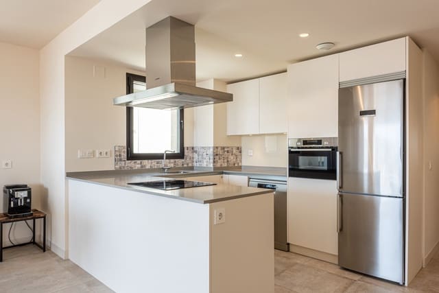 4 chambre Appartement à vendre à La Cala de Mijas, Mijas avec piscine garage - 935 000 € (Ref: 9794736)