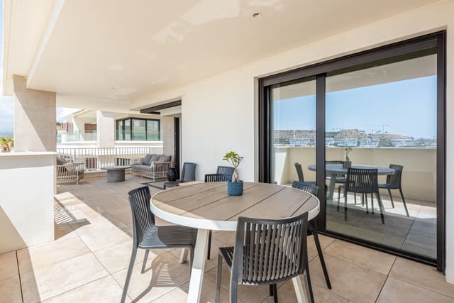 4 chambre Appartement à vendre à La Cala de Mijas, Mijas avec piscine garage - 935 000 € (Ref: 9794736)