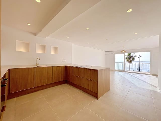 2 soveværelse Lejlighed til salg i Fuengirola - € 725.000 (Ref: 9799374)