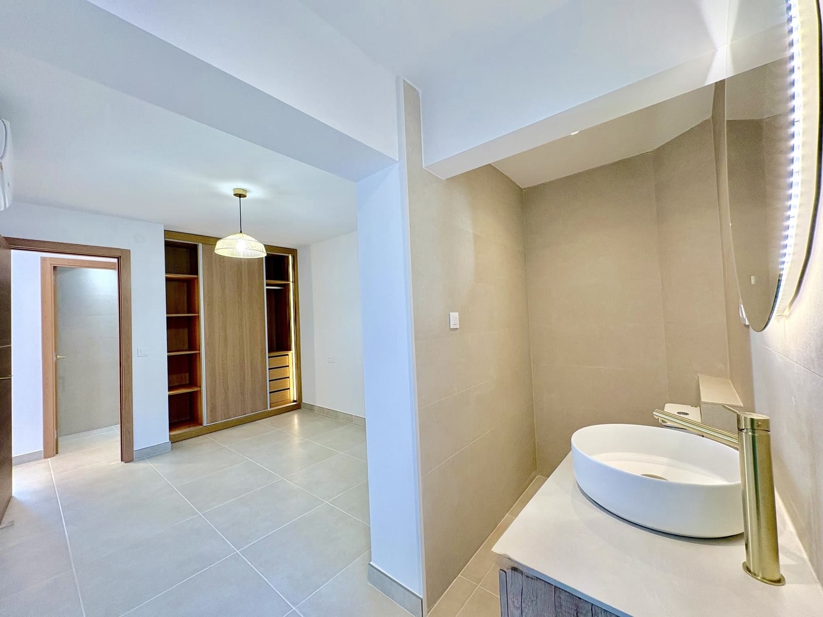 2 soveværelse Lejlighed til salg i Fuengirola - € 725.000 (Ref: 9799374)