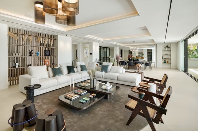 6 slaapkamer Villa te koop in Marbella met zwembad garage - € 12.450.000 (Ref: 9799375)