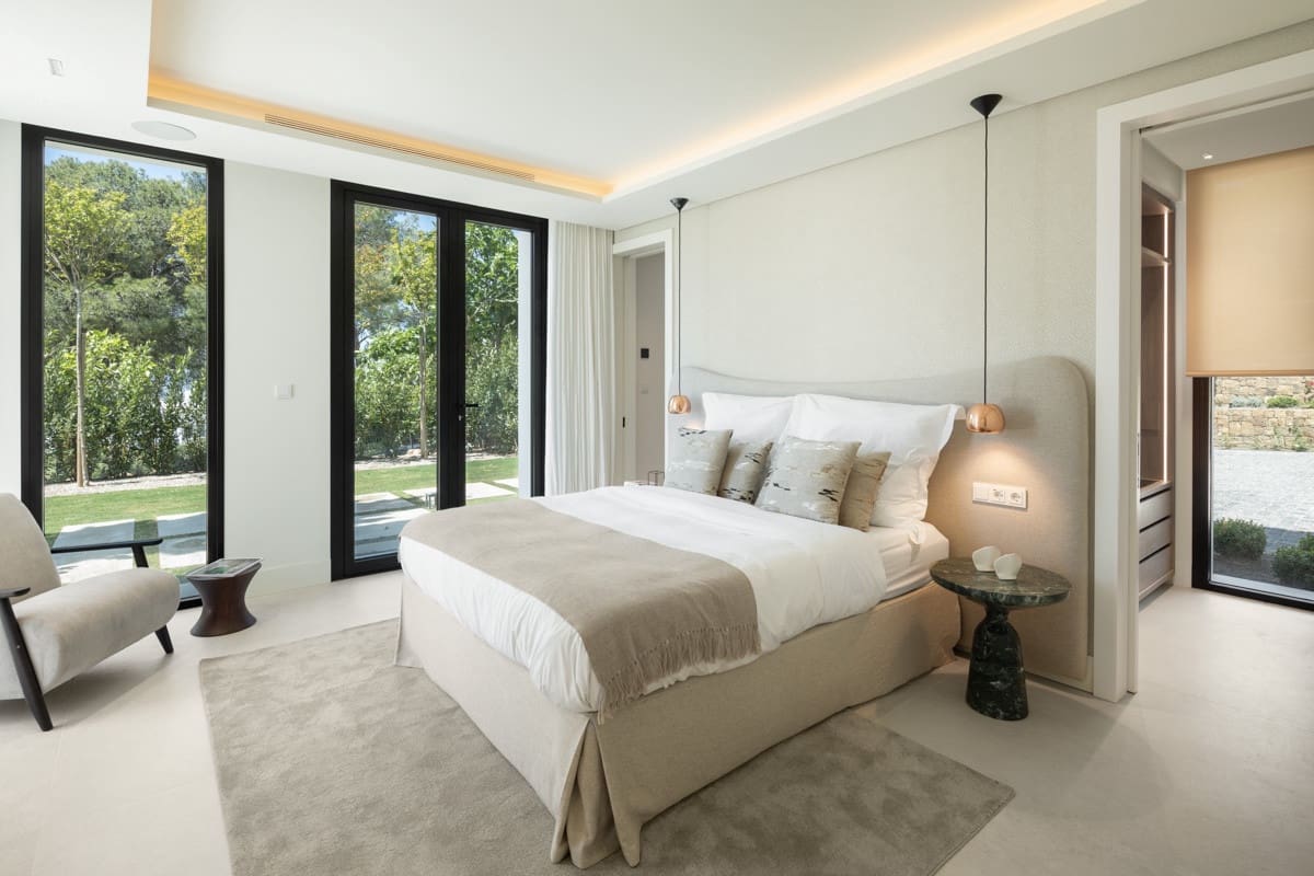 6 slaapkamer Villa te koop in Marbella met zwembad garage - € 12.450.000 (Ref: 9799375)