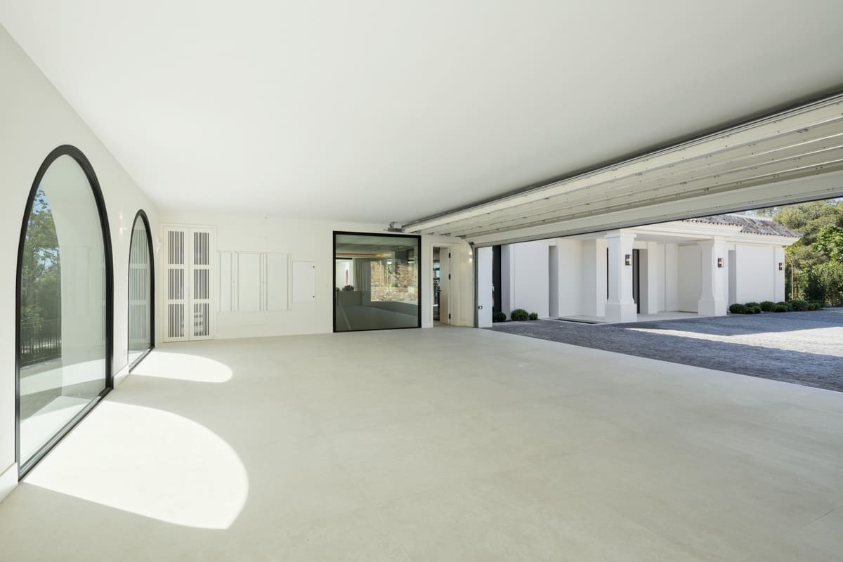 6 sovrum Villa till salu i Marbella med pool garage - 12 450 000 € (Ref: 9799375)