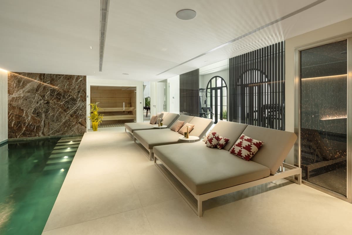 6 sovrum Villa till salu i Marbella med pool garage - 12 450 000 € (Ref: 9799375)
