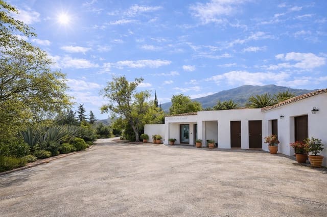 5 chambre Finca/Maison de Campagne à vendre à Valtocado, Mijas avec piscine garage - 2 750 000 € (Ref: 9804374)