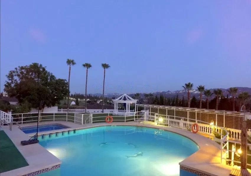 8 makuuhuone Huvila myytävänä paikassa Mijas Costa mukana uima-altaan 
autotalli - 2 980 000 € (Ref: 9806540)