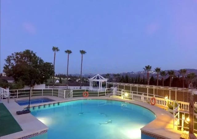 8 chambre Villa/Maison à vendre à Mijas Costa, Mijas avec piscine garage - 2 980 000 € (Ref: 9806540)