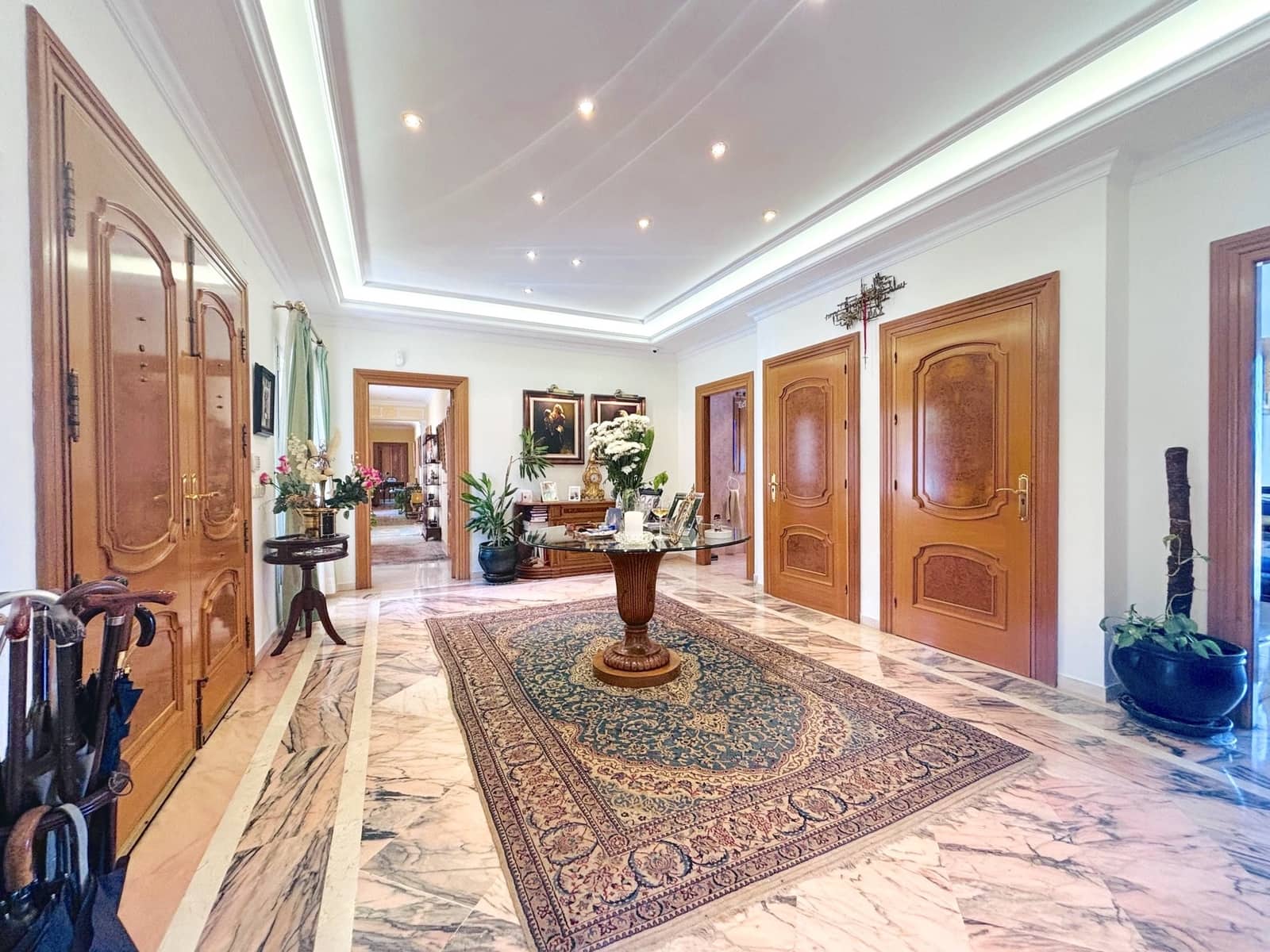 8 makuuhuone Huvila myytävänä paikassa Mijas Costa mukana uima-altaan 
autotalli - 2 980 000 € (Ref: 9806540)