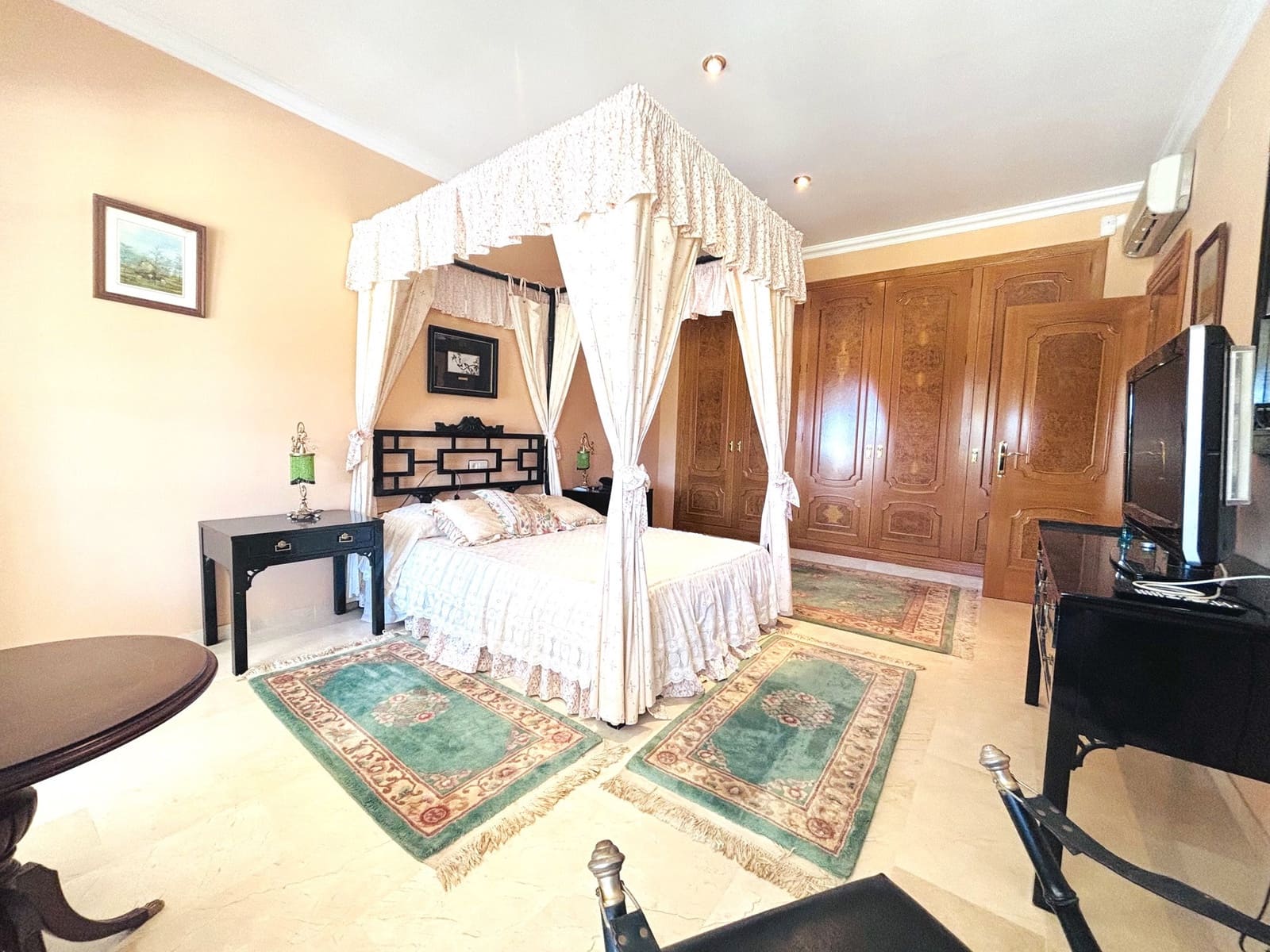 8 makuuhuone Huvila myytävänä paikassa Mijas Costa mukana uima-altaan 
autotalli - 2 980 000 € (Ref: 9806540)