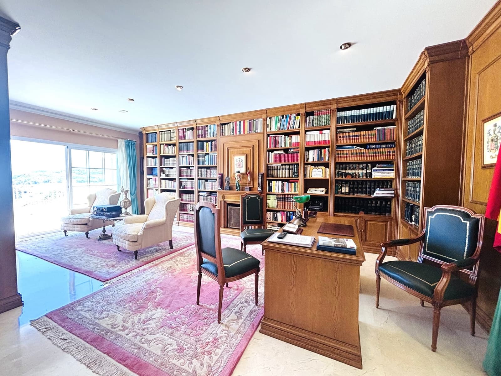 8 makuuhuone Huvila myytävänä paikassa Mijas Costa mukana uima-altaan 
autotalli - 2 980 000 € (Ref: 9806540)