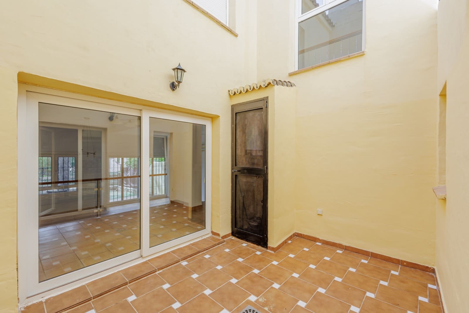 3 quarto Casa em Banda para venda em Alhaurin Golf com piscina garagem - 349 000 € (Ref: 9808044)