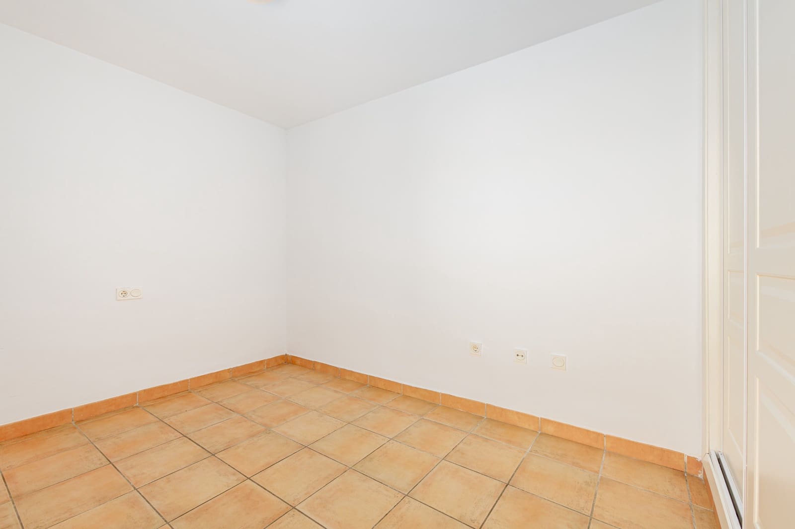 3 quarto Casa em Banda para venda em Alhaurin Golf com piscina garagem - 349 000 € (Ref: 9808044)
