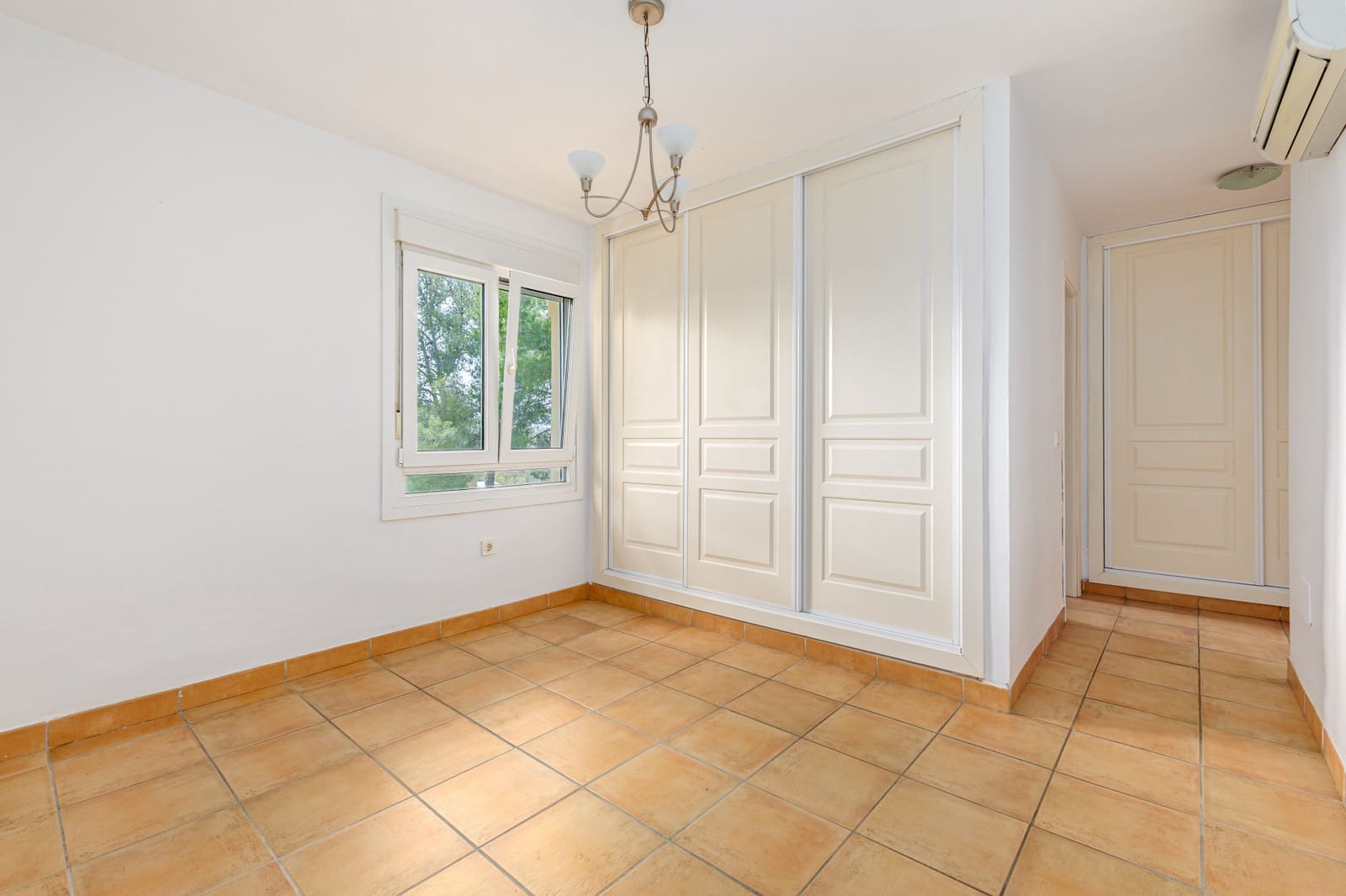 3 quarto Casa em Banda para venda em Alhaurin Golf com piscina garagem - 349 000 € (Ref: 9808044)