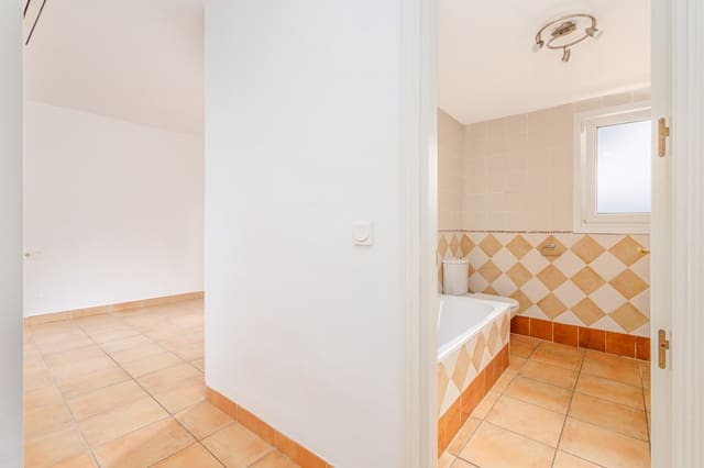 3 quarto Casa em Banda para venda em Alhaurín Golf, Alhaurín el Grande com piscina garagem - 349 000 € (Ref: 9808044)
