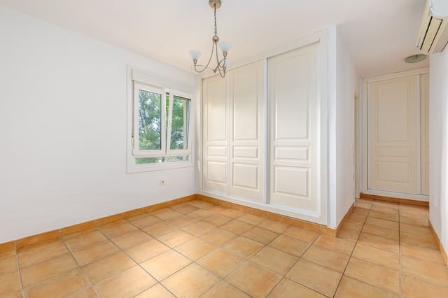 3 soveværelse Byhus til salg i Alhaurín Golf, Alhaurín el Grande med swimmingpool garage - € 349.000 (Ref: 9808044)