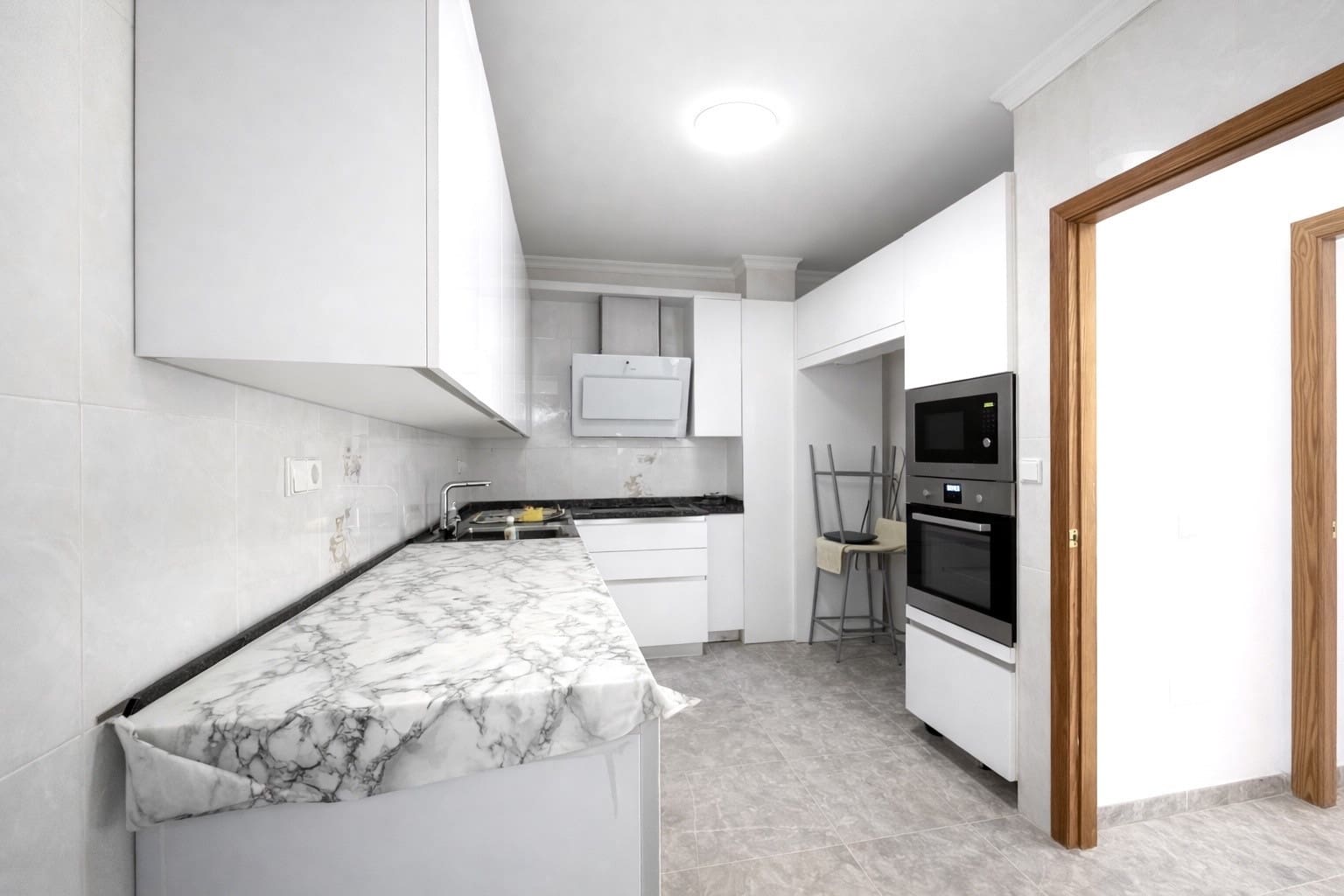 3 quarto Apartamento para venda em Roquetas de Mar - 240 000 € (Ref: 9808045)