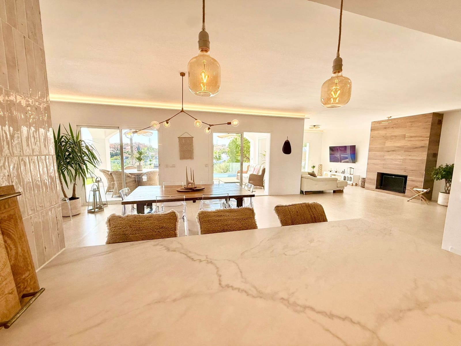 3 sovrum Villa till salu i Riviera del Sol med pool garage - 1 319 000 € (Ref: 9808048)