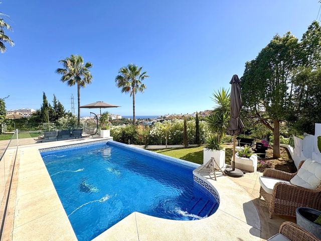 Chalet de 3 habitaciones en Riviera del Sol, Mijas en venta con piscina garaje - 1.280.000 € (Ref: 9808048)