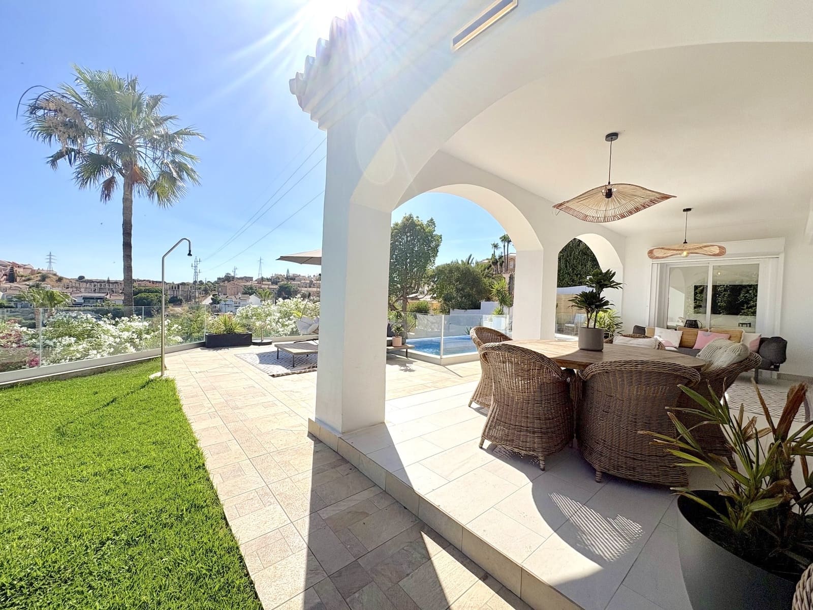 3 bedroom Villa for sale in Riviera del Sol with pool garage - € 1,280,000 (Ref: 9808048)