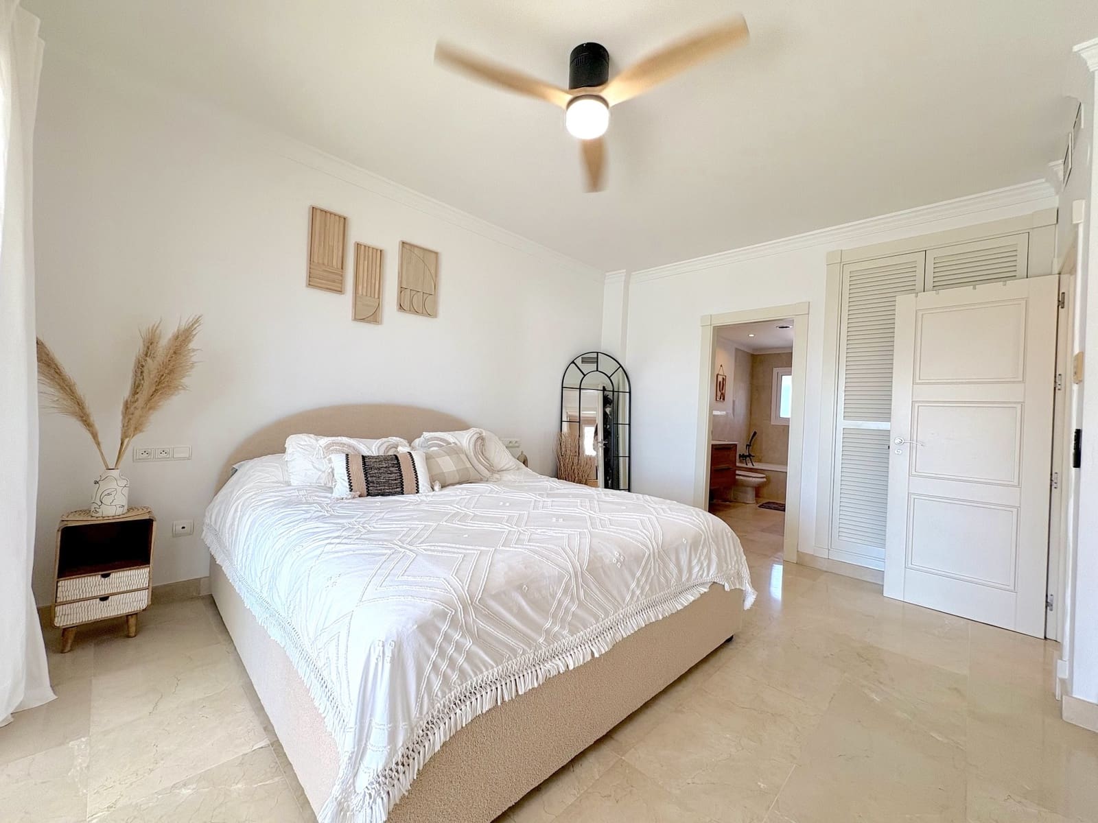 3 bedroom Villa for sale in Riviera del Sol with pool garage - € 1,280,000 (Ref: 9808048)