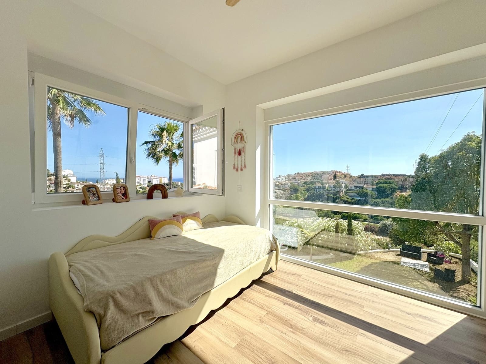 3 bedroom Villa for sale in Riviera del Sol with pool garage - € 1,280,000 (Ref: 9808048)