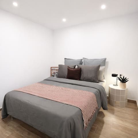 1 sovrum Lägenhet till salu i Torremolinos med garage - 218 500 € (Ref: 9811979)
