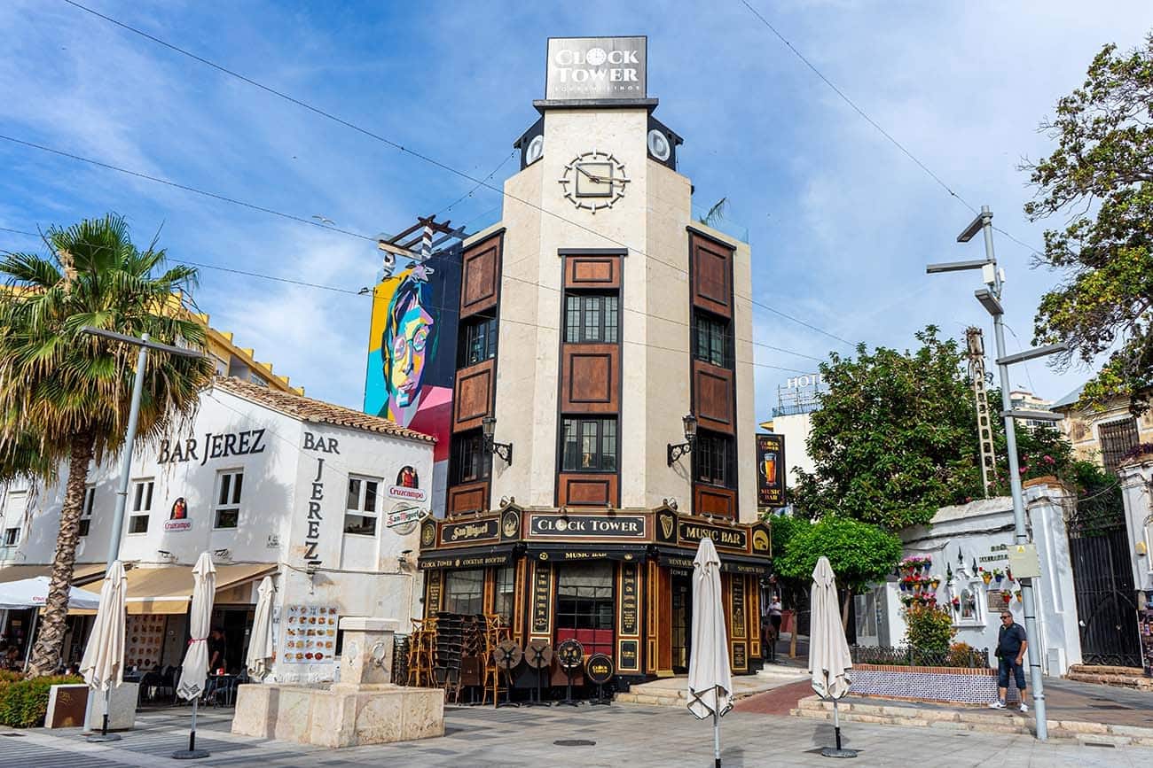 1 sovrum Lägenhet till salu i Torremolinos med garage - 218 500 € (Ref: 9811979)
