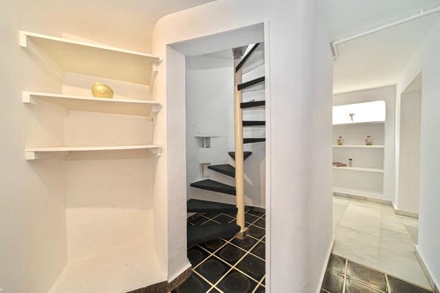 4 sovrum Villa till salu i Altea med pool garage - 1 500 000 € (Ref: 9813345)