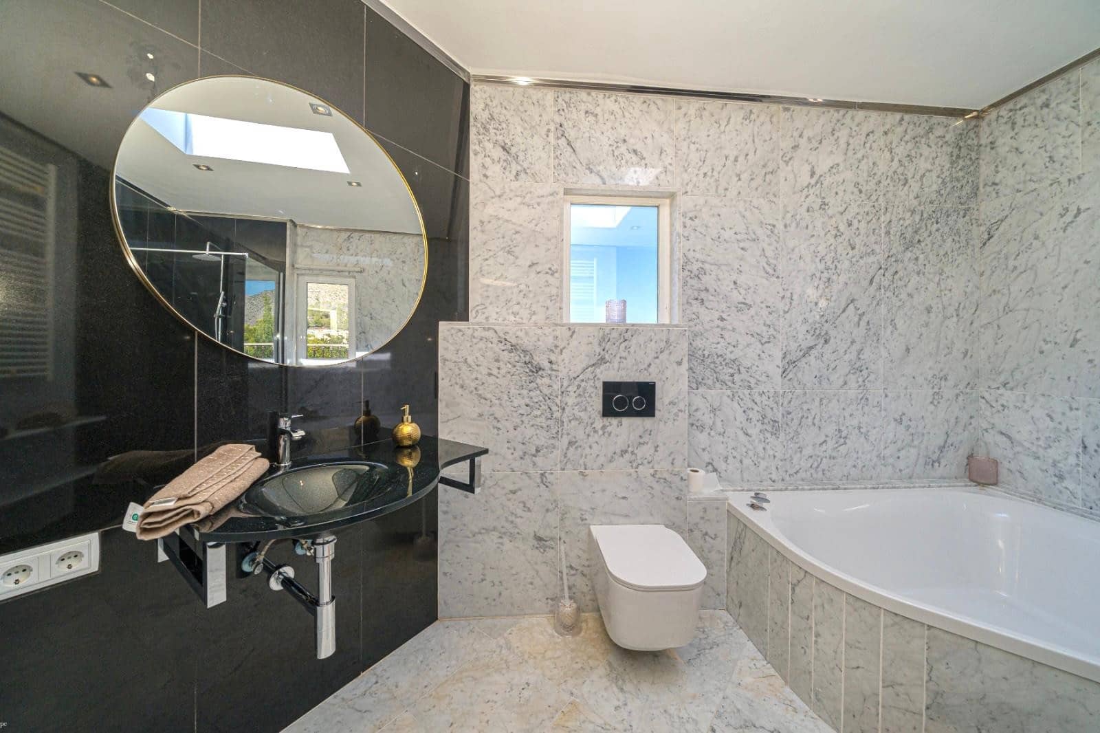 4 sovrum Villa till salu i Altea med pool garage - 1 500 000 € (Ref: 9813345)