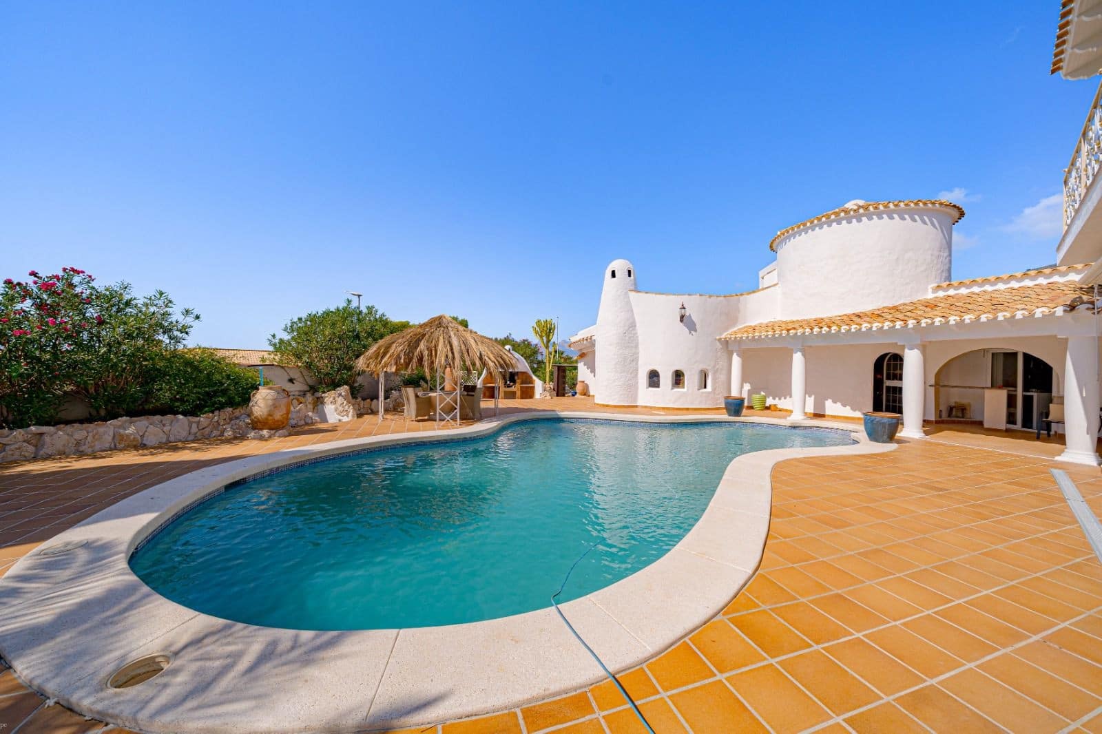 4 sovrum Villa till salu i Altea med pool garage - 1 500 000 € (Ref: 9813345)