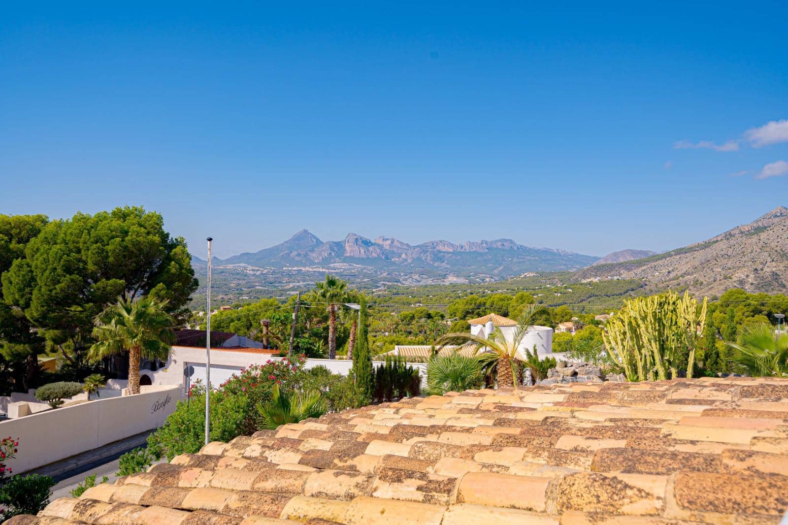 4 sovrum Villa till salu i Altea med pool garage - 1 500 000 € (Ref: 9813345)