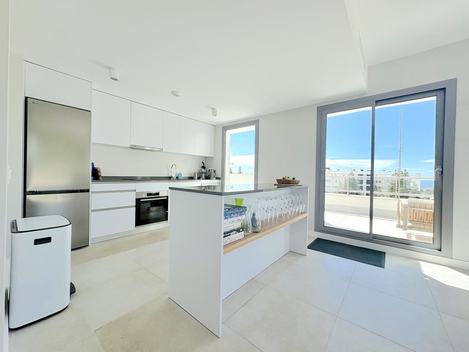 4 Zimmer Penthouse zu verkaufen in El Chaparral mit Pool Garage - 920.000 € (Ref: 9825327)