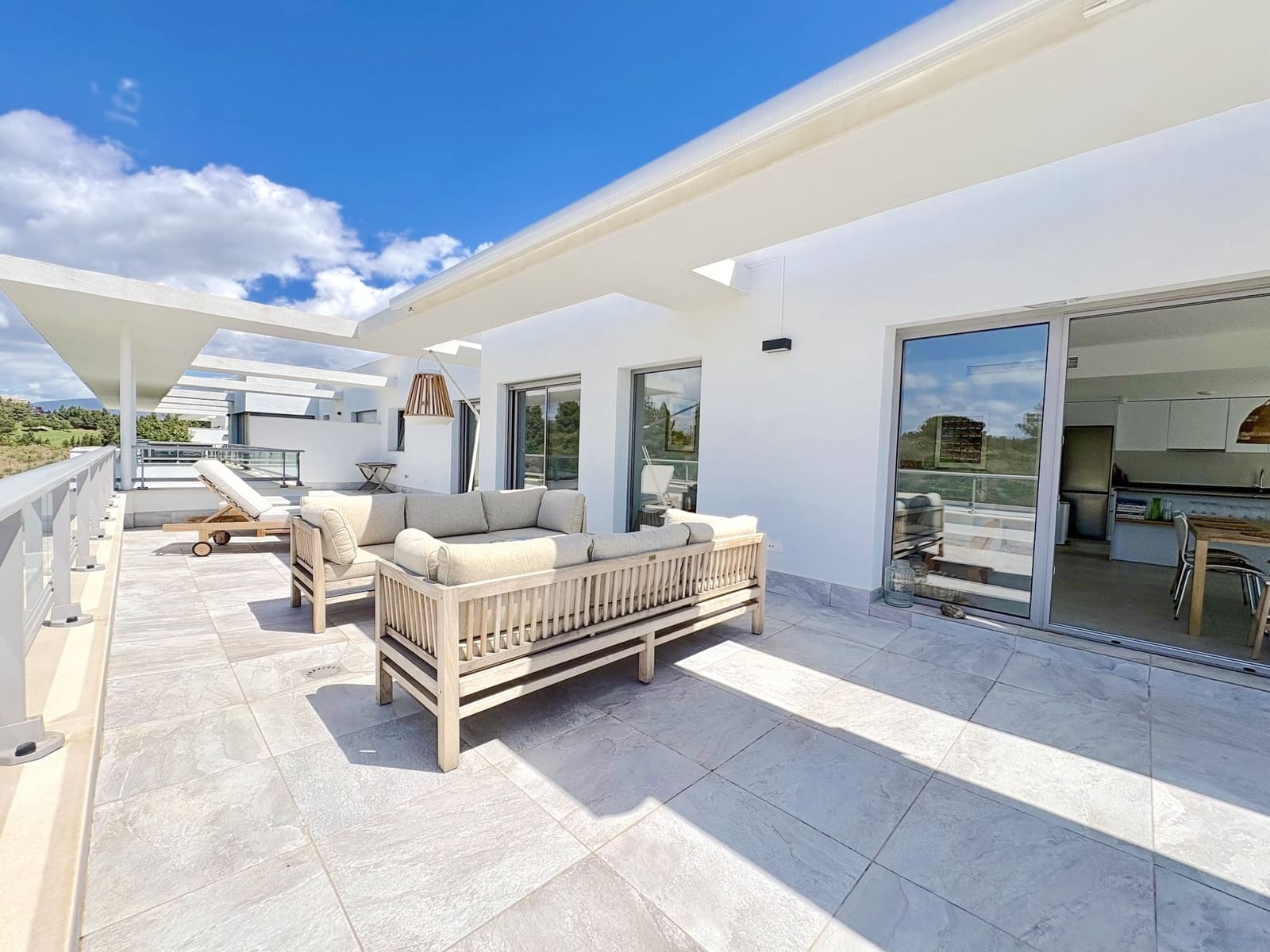 4 Zimmer Penthouse zu verkaufen in El Chaparral mit Pool Garage - 920.000 € (Ref: 9825327)
