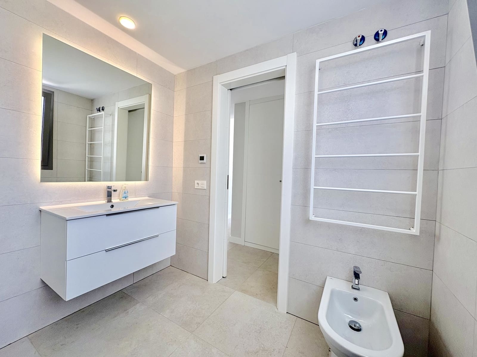 4 Zimmer Penthouse zu verkaufen in El Chaparral mit Pool Garage - 920.000 € (Ref: 9825327)