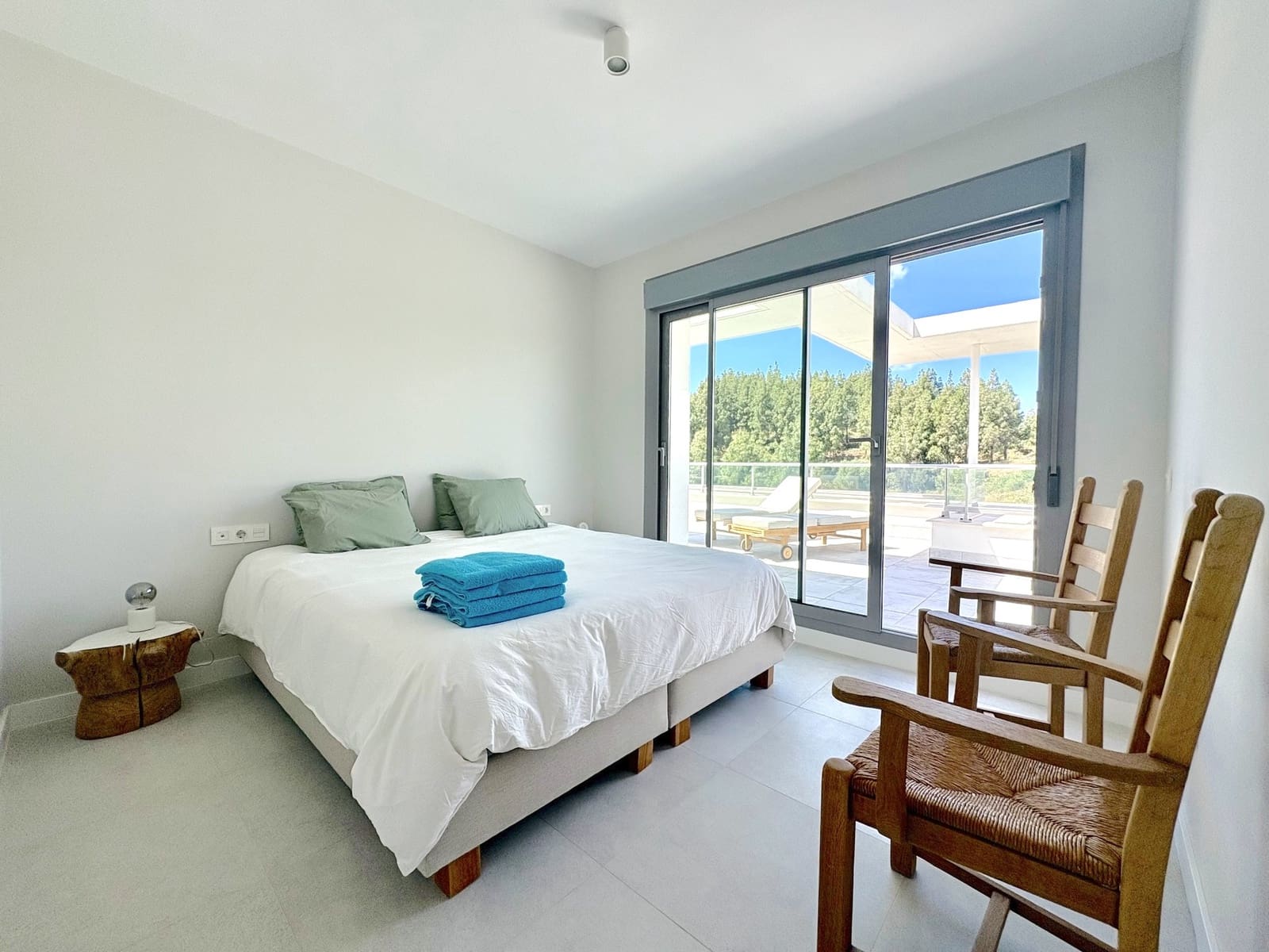 4 Zimmer Penthouse zu verkaufen in El Chaparral mit Pool Garage - 920.000 € (Ref: 9825327)