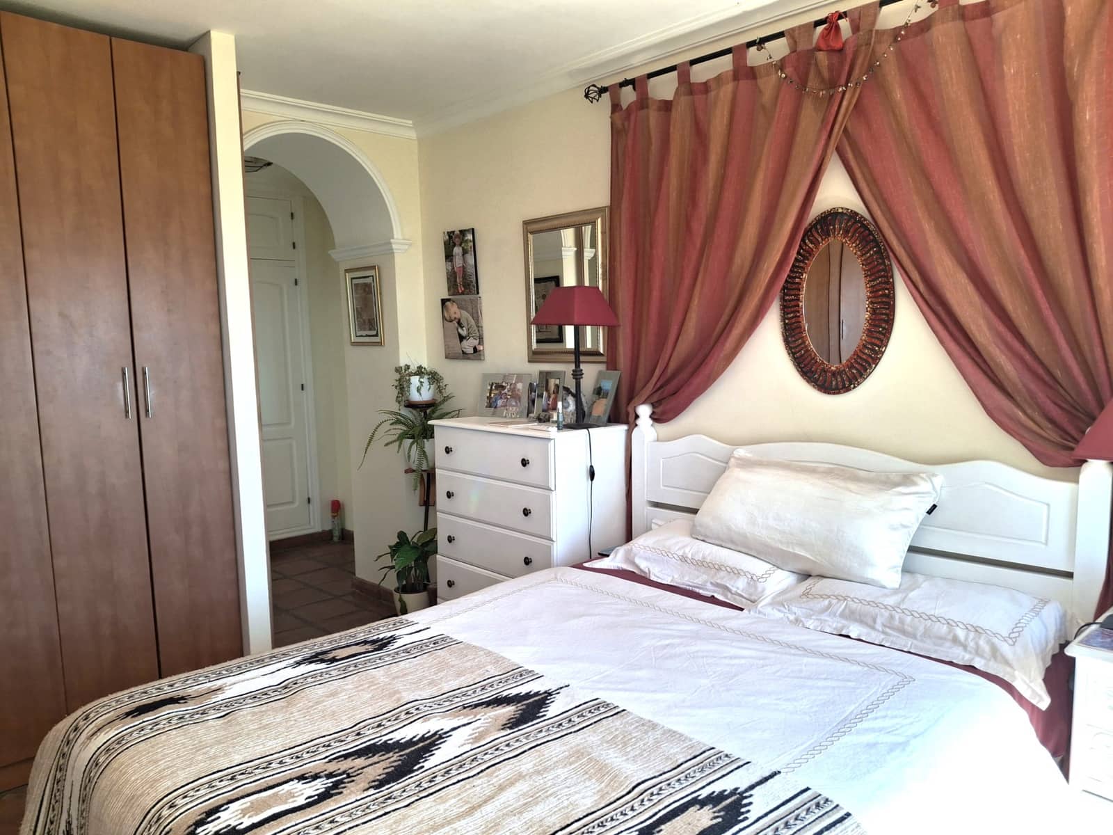 4 bedroom Townhouse for sale in La Alcaidesa with pool garage - € 610,000 (Ref: 9825329)