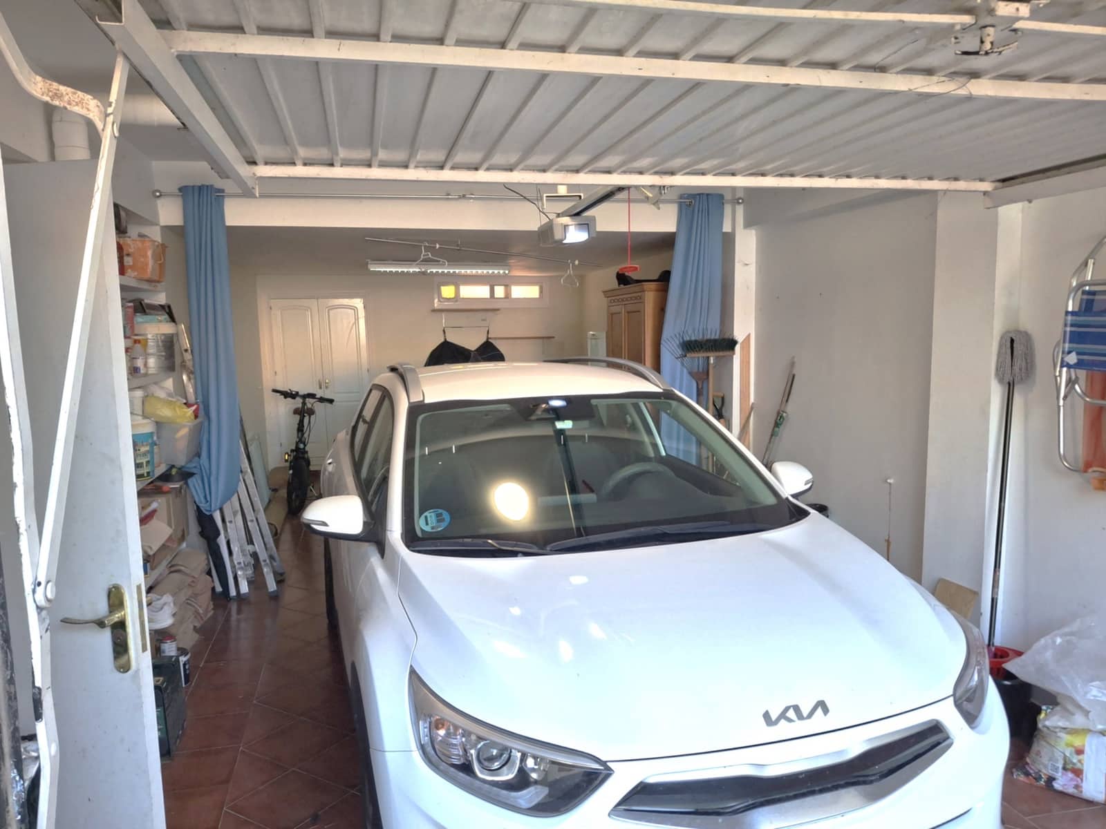 4 bedroom Townhouse for sale in La Alcaidesa with pool garage - € 610,000 (Ref: 9825329)