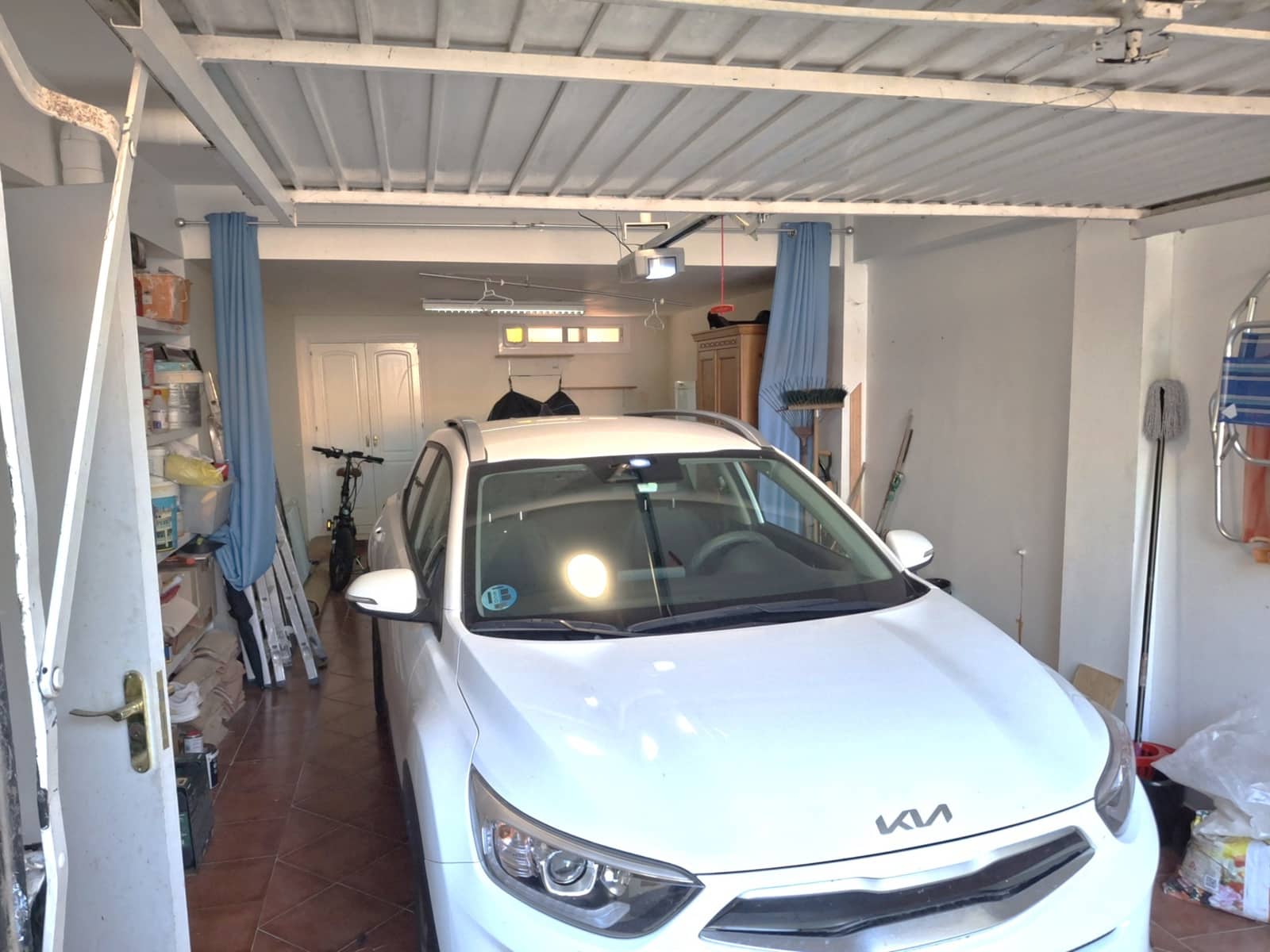 4 bedroom Townhouse for sale in La Alcaidesa with pool garage - € 610,000 (Ref: 9825329)