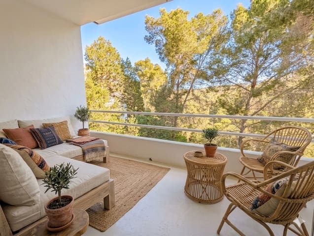 Apartamento de 2 habitaciones en Cala Vadella, San Jose / Sant Josep de Sa Talaia en venta con piscina - 430.500 € (Ref: 9829249)