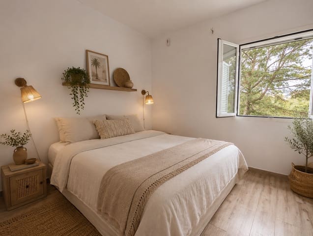 Apartamento de 2 habitaciones en Cala Vadella, San Jose / Sant Josep de Sa Talaia en venta con piscina - 430.500 € (Ref: 9829249)